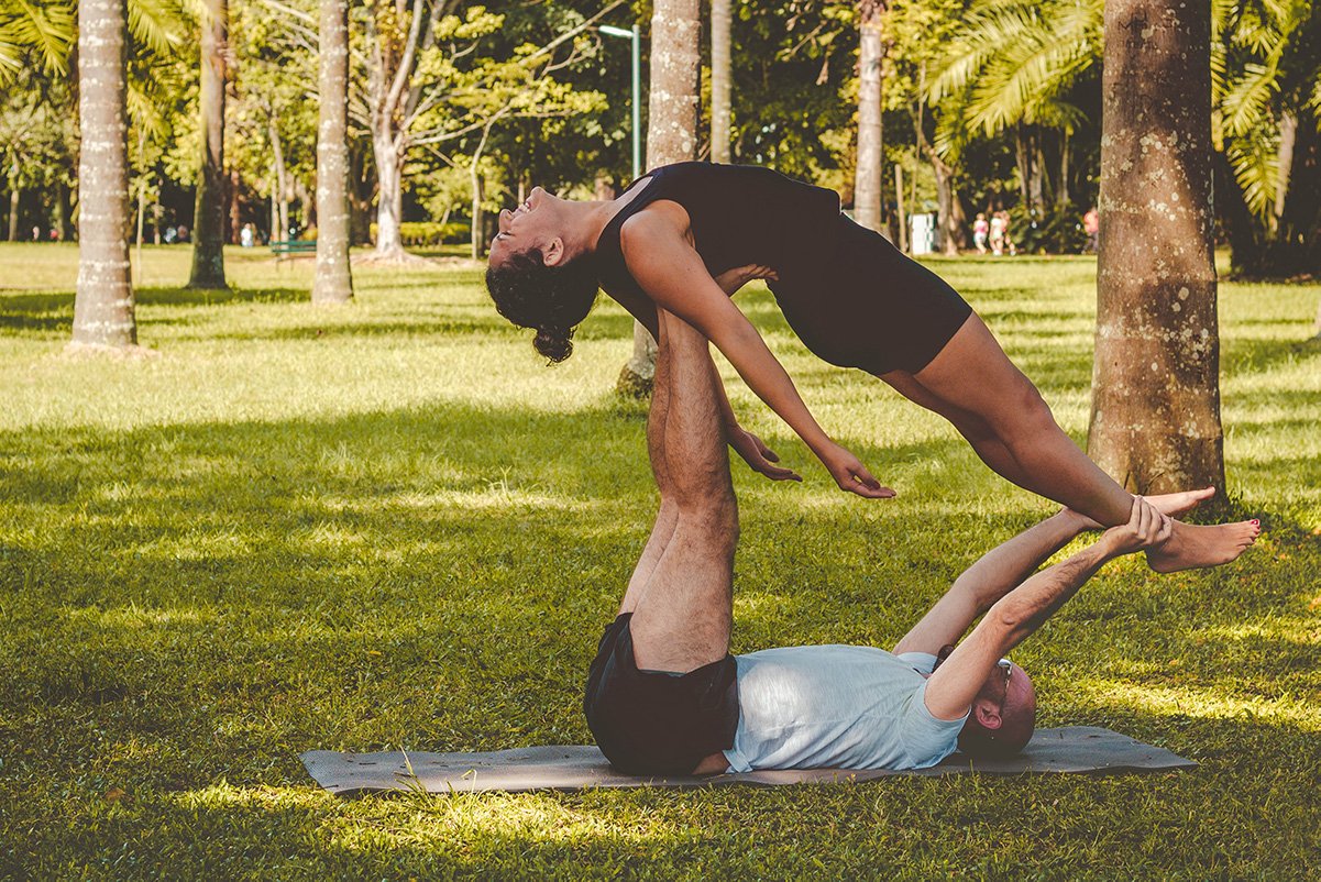 Taller de: "Acroyoga"